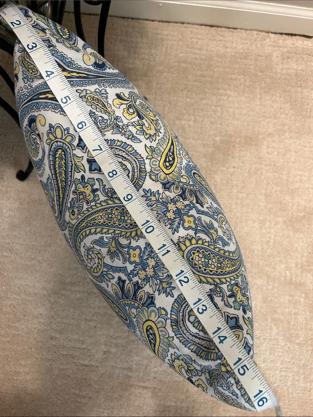 N/A decorative paisley